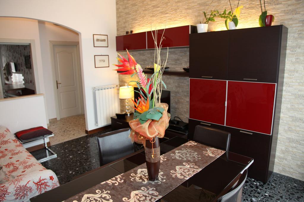 A Casa Di Simone A Viareggio Apartment Ngoại thất bức ảnh