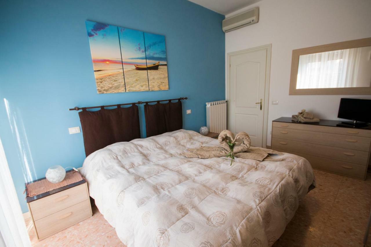 A Casa Di Simone A Viareggio Apartment Ngoại thất bức ảnh