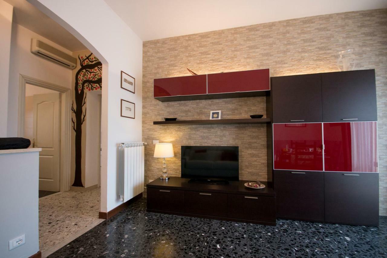 A Casa Di Simone A Viareggio Apartment Ngoại thất bức ảnh