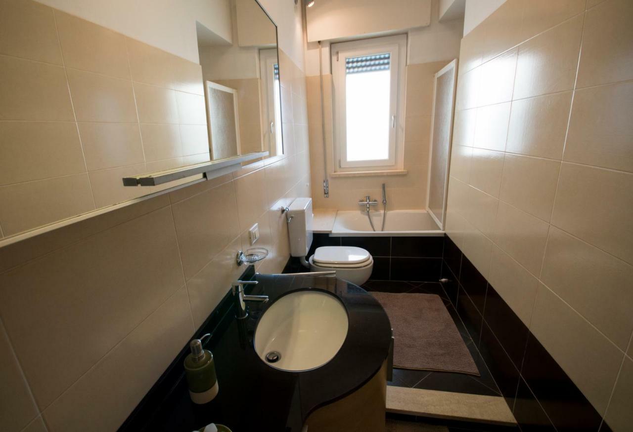 A Casa Di Simone A Viareggio Apartment Ngoại thất bức ảnh